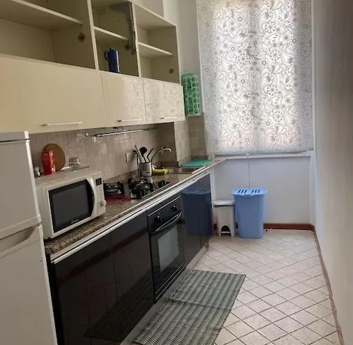 Nice Flat In Furio Camillo